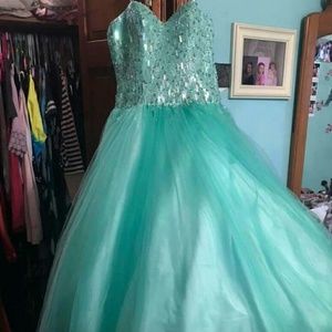 Pageant dress